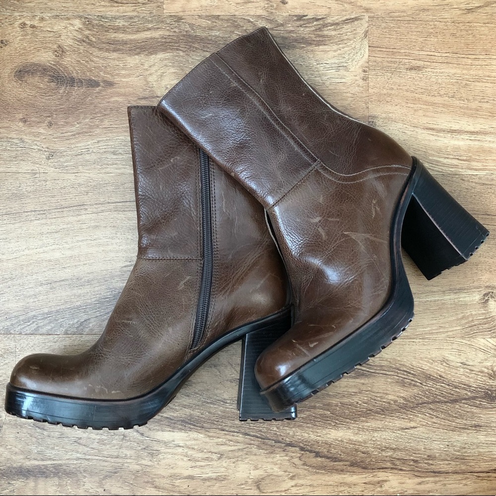 Vintage Steve Madden ‘90s LIZIE Bootie